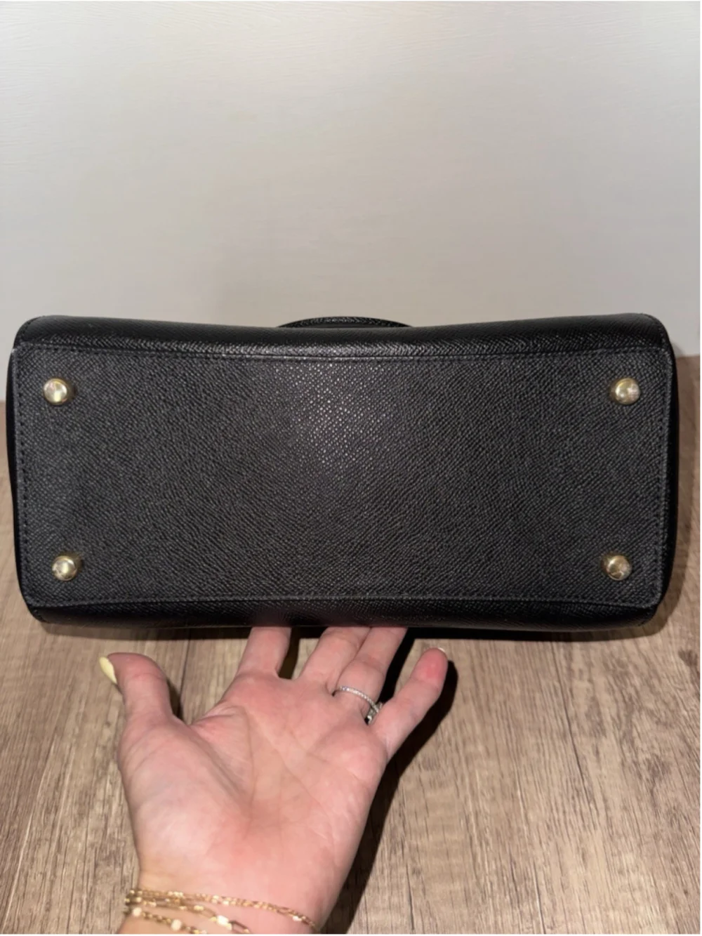 Coach approx 10”